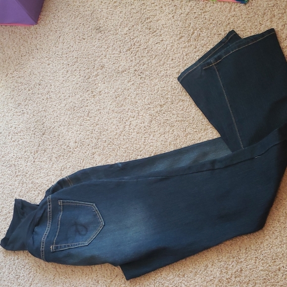 Motherhood comfy maternity jeans (large) - Picture 3 of 3